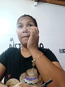 Samaraa Lee online show from 11-07-25, 11:43