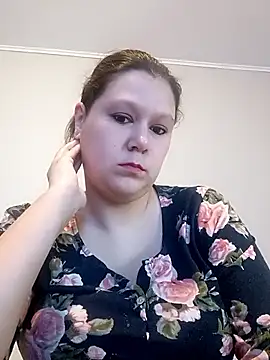 GlitterAuburn online show from 02-26-26, 01:21