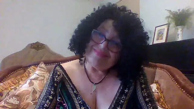 Snapshot of Milaniya606 chatting on 08-04-26, 01:57 Milaniya606 online show from 08-04-26, 01:57