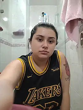 Snapshot of CurvyNoir chatting on 11-28-25, 04:09 CurvyNoir online show from 11-28-25, 04:09