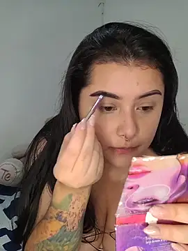 Snapshot of CurvyNoir chatting on 11-29-25, 04:10 CurvyNoir online show from 11-29-25, 04:10