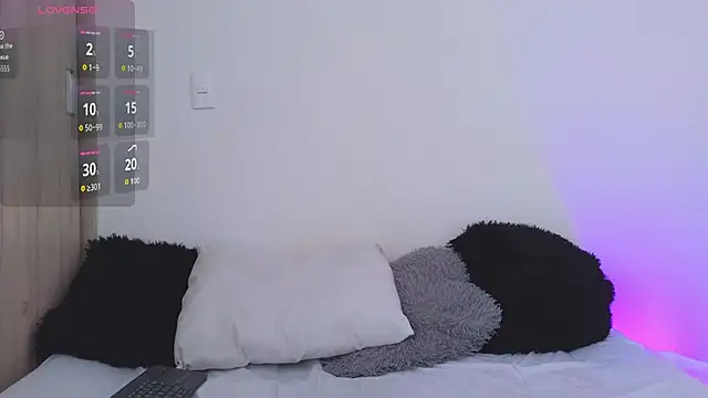 Snapshot of kasey_ chatting on 12-15-25, 07:07 kasey online show from 12-15-25, 07:07