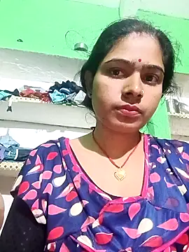 Snapshot of Rsr-1 chatting on 11-04-25, 11:04 Rsr-1 online show from 11-04-25, 11:04