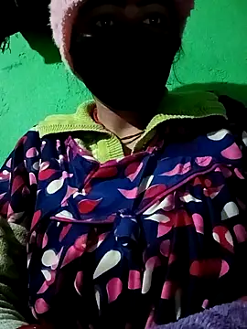 Snapshot of Rsr-1 chatting on 01-06-26, 11:07 Rsr-1 online show from 01-06-26, 11:07