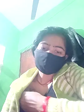 Snapshot of Rsr-1 chatting on 01-18-26, 10:35 Rsr-1 online show from 01-18-26, 10:35