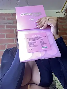 liahot69 online show from 06-14-26, 02:24
