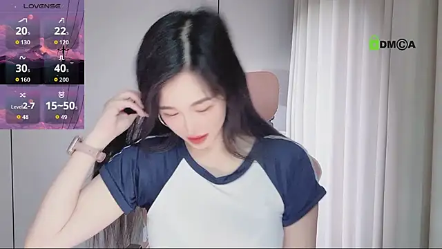 YunShan-33 online show from 06-15-26, 05:42