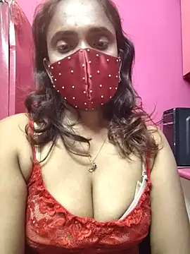 Snapshot of Queen-dhivya chatting on 02-28-26, 05:14 Queen-dhivya online show from 02-28-26, 05:14