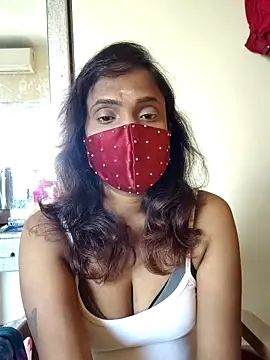 Snapshot of Queen-dhivya chatting on 03-04-26, 07:14 Queen-dhivya online show from 03-04-26, 07:14