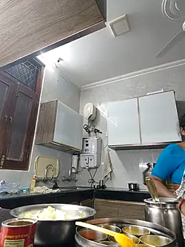 Snapshot of Hot-Sana2 chatting on 10-31-25, 01:45 Hot-Sana2 online show from 10-31-25, 01:45