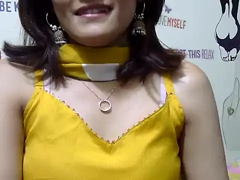 maira 33 online show from 03-08-26, 04:22