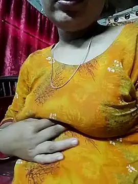 Snapshot of Lema-00 chatting on 11-15-25, 04:10 Lema-00 online show from 11-15-25, 04:10