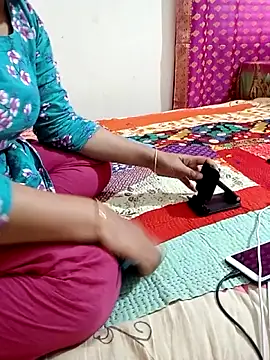 Snapshot of Lema-00 chatting on 02-15-26, 03:03 Lema-00 online show from 02-15-26, 03:03