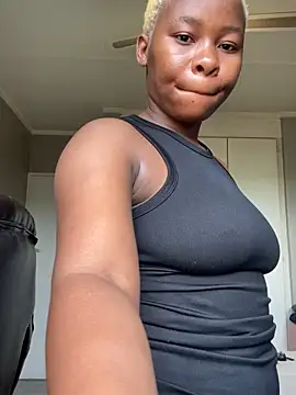 MiyaXo2 online show from 11-11-25, 12:05