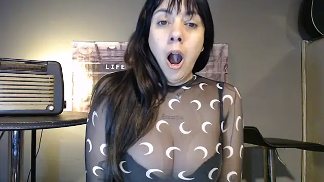 mickystrumia23 online show from 07-22-26, 08:33