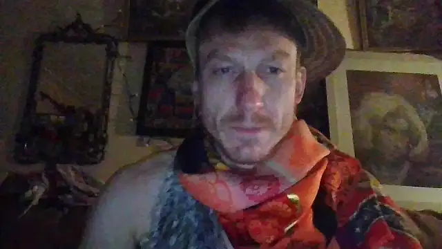 Snapshot of jigglethaypussi chatting on 11-11-25, 02:33 jigglethaypussi online show from 11-11-25, 02:33