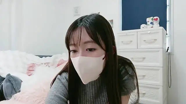 Sana 84 online show from 06-18-26, 09:14