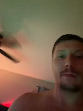 Snapshot of Antnjon chatting on 07-10-26, 05:56 Antnjon online show from 07-10-26, 05:56