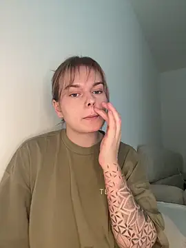 LisaFreierxx online show from 05-12-26, 02:36