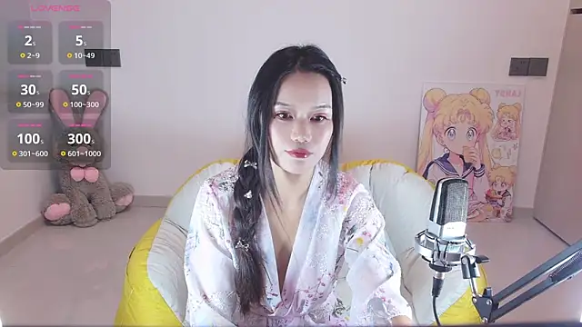 Abby-6 online show from 11-17-25, 01:28