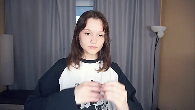 Snapshot of YerGriffing chatting on 11-10-25, 06:45 YerGriffing online show from 11-10-25, 06:45