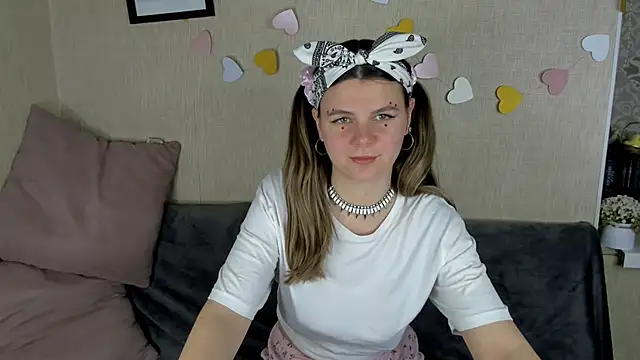 Zorianaa online show from 05-04-26, 08:38