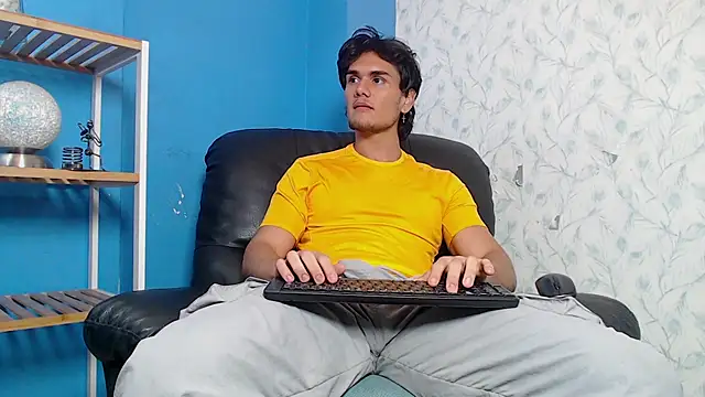 James Morrisonm online show from 04-21-26, 01:39