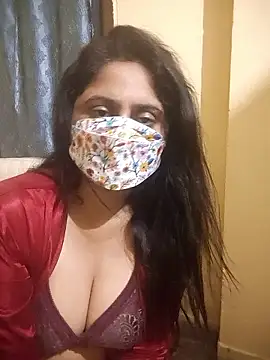 Snapshot of mouni499 chatting on 11-05-25, 04:29 mouni499 online show from 11-05-25, 04:29