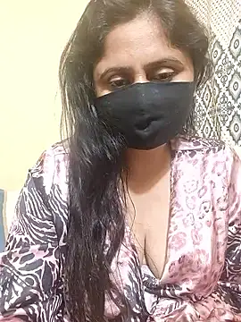 Snapshot of mouni499 chatting on 02-02-26, 09:02 mouni499 online show from 02-02-26, 09:02