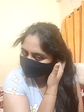 Snapshot of mouni499 chatting on 02-22-26, 05:44 mouni499 online show from 02-22-26, 05:44