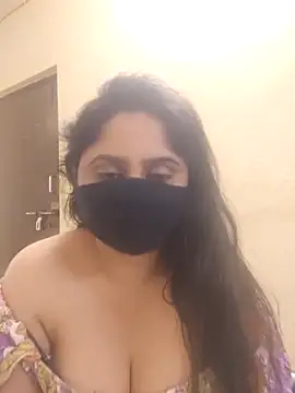 Snapshot of mouni499 chatting on 03-07-26, 12:35 mouni499 online show from 03-07-26, 12:35