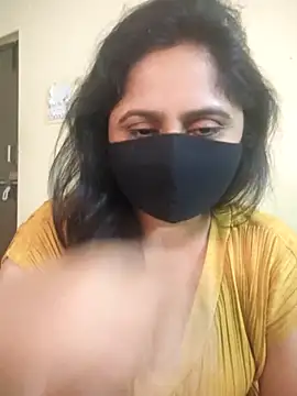 Snapshot of mouni499 chatting on 03-15-26, 05:08 mouni499 online show from 03-15-26, 05:08