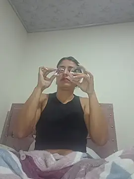 Snapshot of GISELLA__ chatting on 12-05-25, 11:08 GISELLA online show from 12-05-25, 11:08