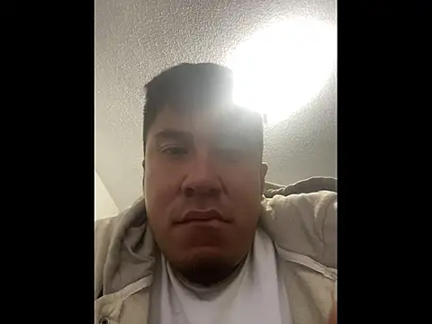 Snapshot of alex_23gto chatting on 11-20-25, 11:15 alex 23gto online show from 11-20-25, 11:15