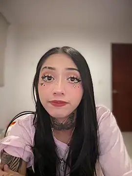 Snapshot of JIORYOvO chatting on 01-17-26, 02:49 JIORYOvO online show from 01-17-26, 02:49