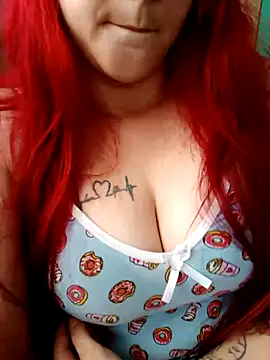 ruiviinhaah online show from 12-02-25, 07:53