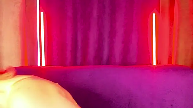 Snapshot of RikkiChoco chatting on 03-08-26, 02:04 RikkiChoco online show from 03-08-26, 02:04