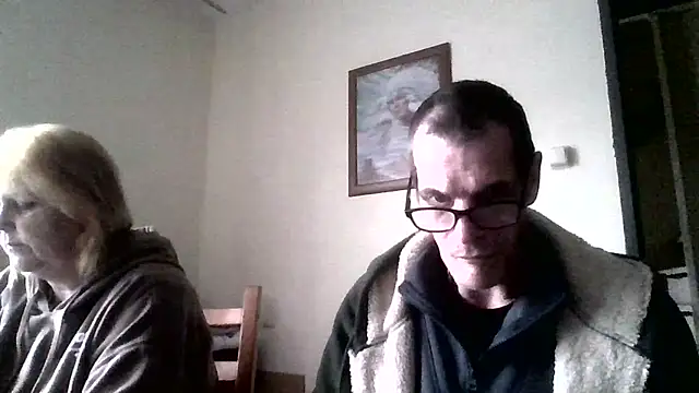 Snapshot of paulus52 chatting on 11-10-25, 10:14 paulus52 online show from 11-10-25, 10:14