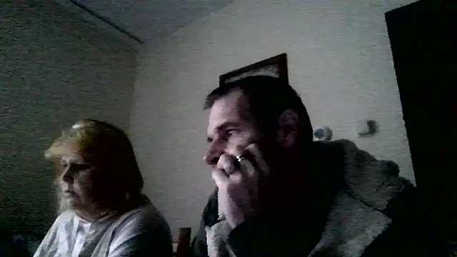 Snapshot of paulus52 chatting on 11-14-25, 08:13 paulus52 online show from 11-14-25, 08:13