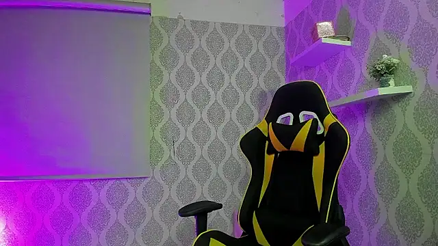 Boy savoy online show from 02-18-26, 07:26