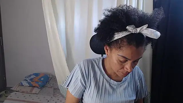 shayna cute online show from 01-15-25, 09:51