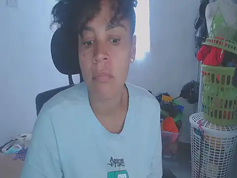 shayna cute online show from 05-19-26, 08:59