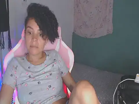 shayna cute online show from 07-11-26, 11:50