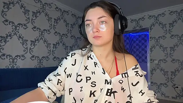 TwotyBright online show from 01-17-26, 06:07