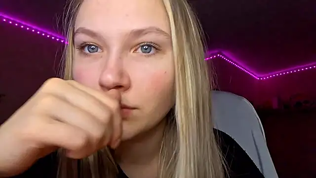 KarinRobertson online show from 02-10-26, 05:28