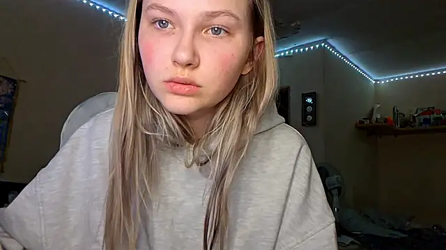 KarinRobertson online show from 03-12-26, 05:08