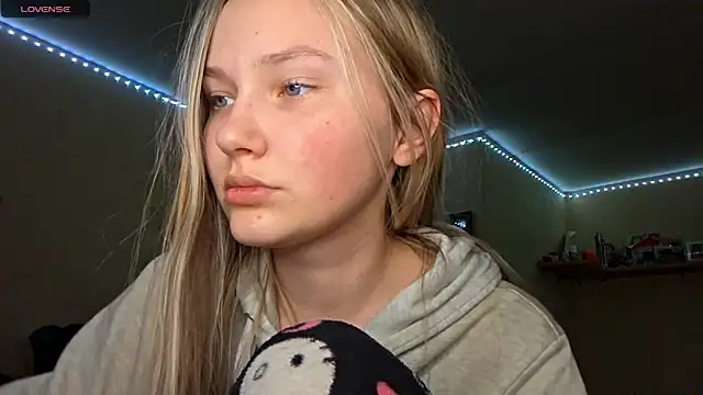 KarinRobertson online show from 03-15-26, 04:46