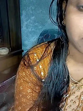 Snapshot of Neha533 chatting on 11-07-25, 06:19 Neha533 online show from 11-07-25, 06:19