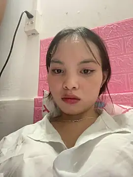 A lyly online show from 11-09-25, 05:11