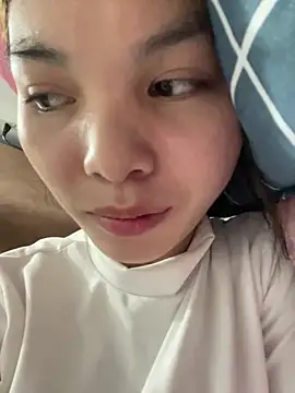 A lyly online show from 11-10-25, 05:23